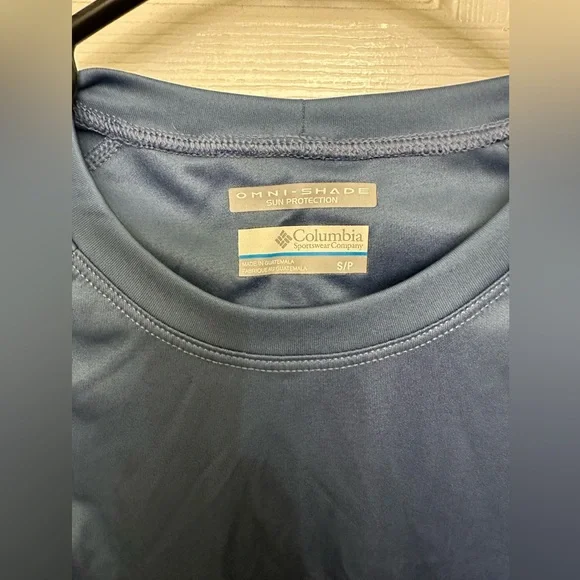 Columbia women’s Omni shade PFG long sleeve Steel blue size small - Picture 3 of 4